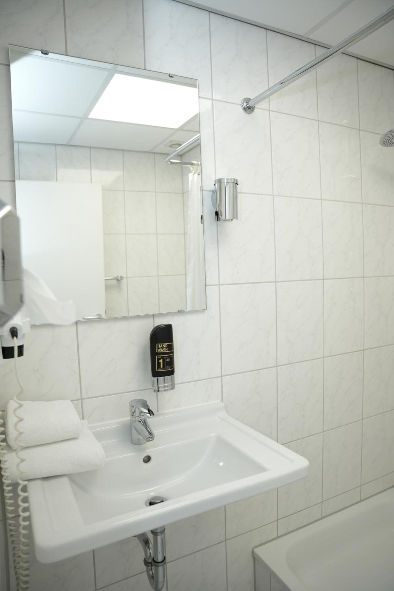 Weber Hotel MHG Dış mekan fotoğraf